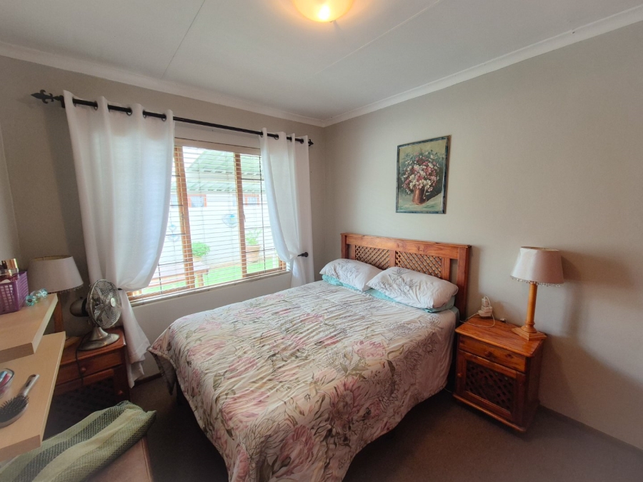 2 Bedroom Property for Sale in Vaalpark Free State